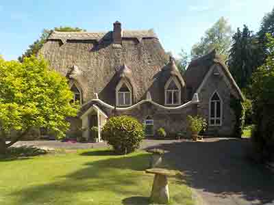 Replacing windows in listed building and conservation areas